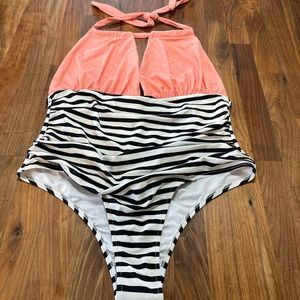 Cupshe halter women’s one piece